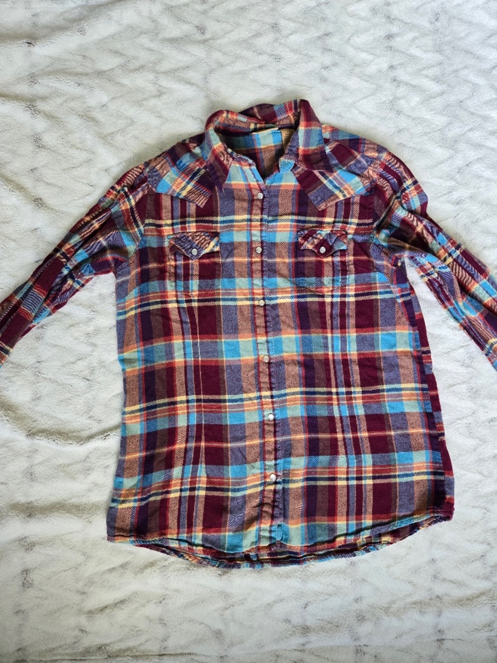 Women's Wrangler Button-Down - L